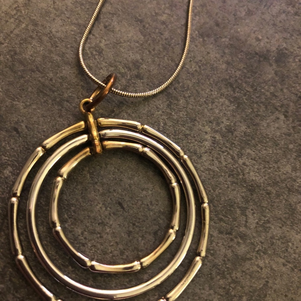 Premier Designs necklace w/earrings